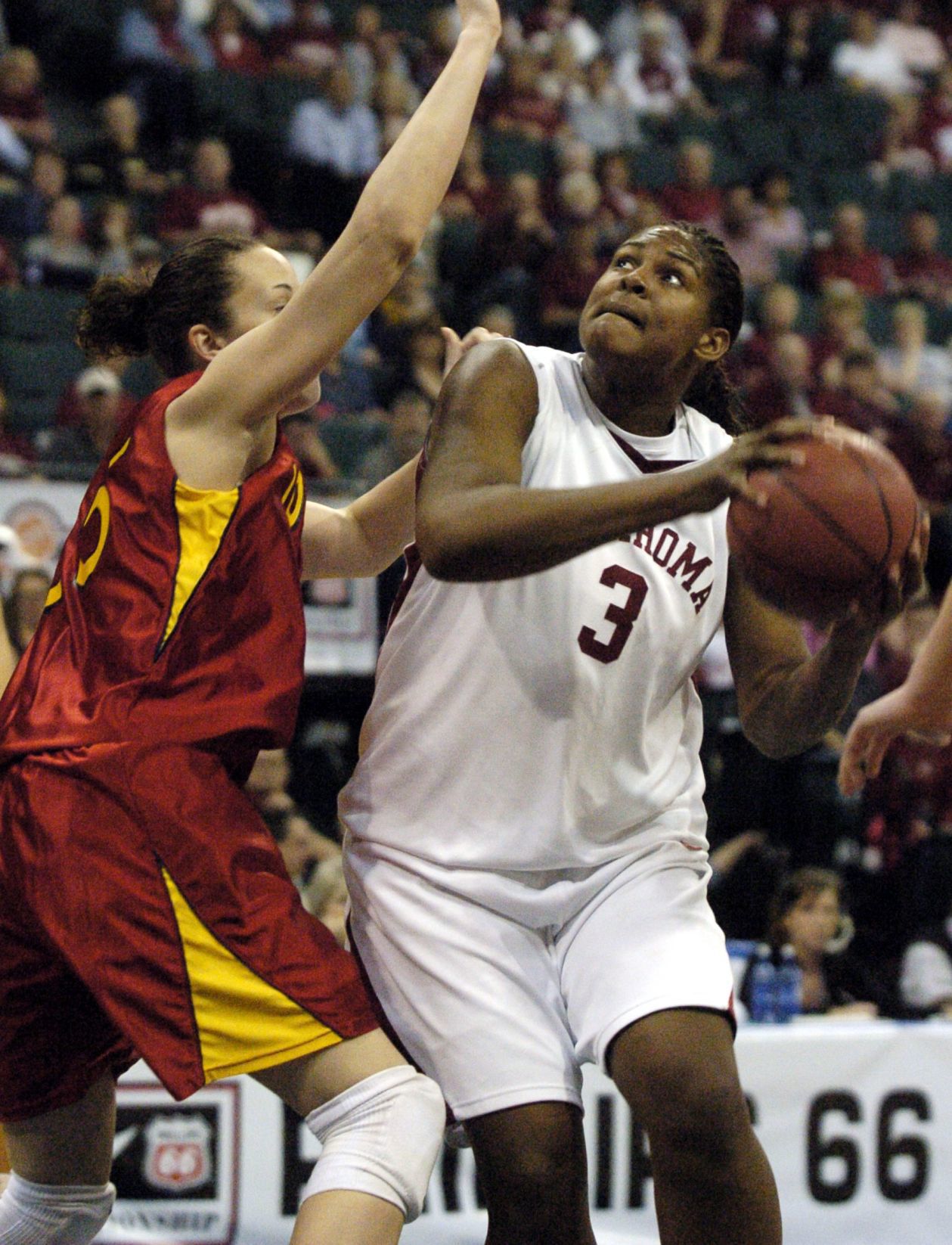 Courtney Paris returning to OU